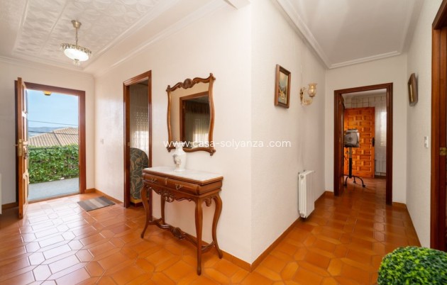 Reventa - Villa / Semi-detached - Salinas