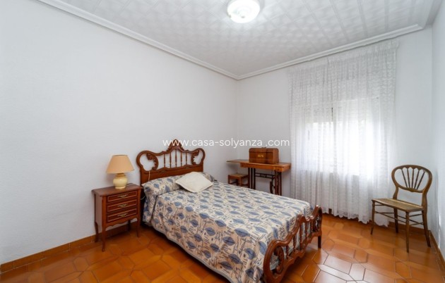 Reventa - Villa / Semi-detached - Salinas