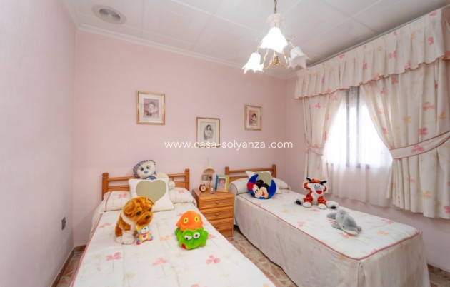 Wiederverkauf - Wohnung - Alicante