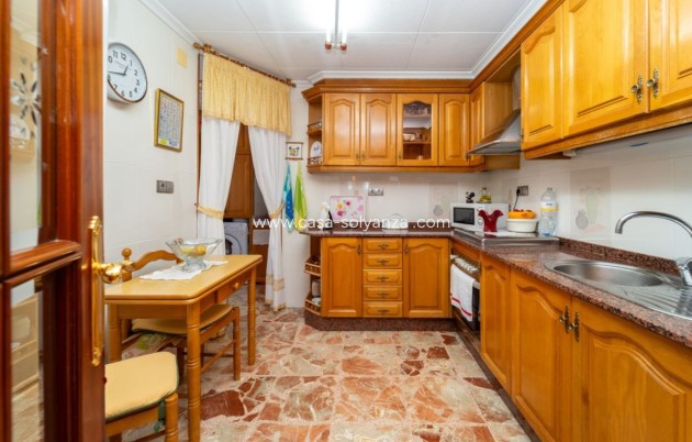 Wiederverkauf - Wohnung - Alicante