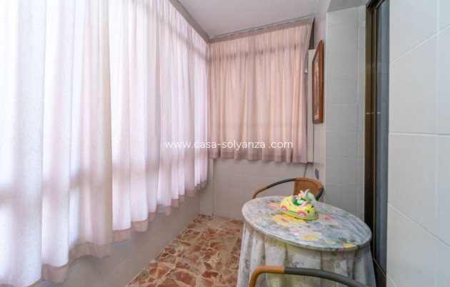 Wiederverkauf - Wohnung - Alicante