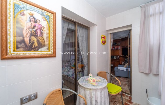 Wiederverkauf - Wohnung - Alicante