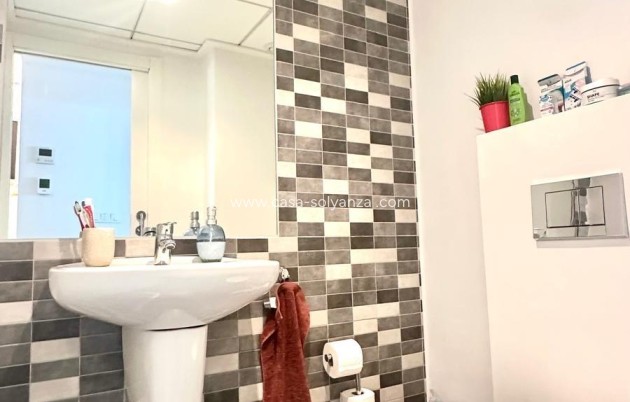 Resale - Townhouse - Torrevieja - Aguas nuevas