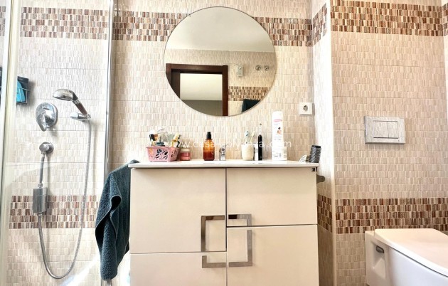 Resale - Townhouse - Torrevieja - Aguas nuevas
