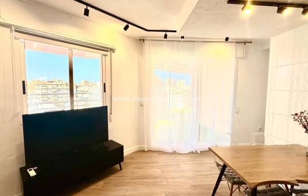 Resale - Apartment / flat - Torrevieja - Center