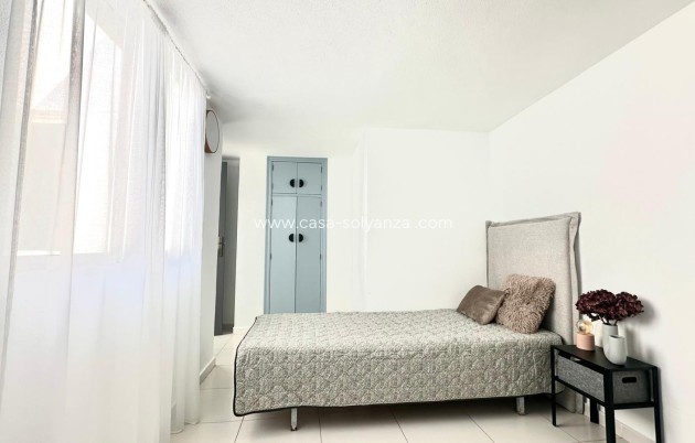 Resale - Apartment / flat - Torrevieja - Center