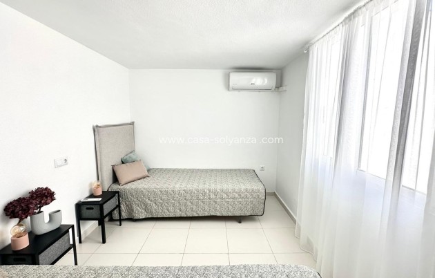 Resale - Apartment / flat - Torrevieja - Center
