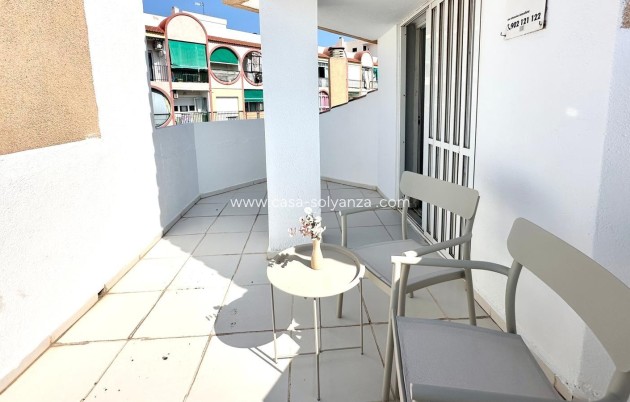 Resale - Apartment / flat - Torrevieja - Center