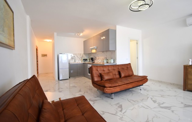 Resale - Apartment / flat - Orihuela Costa - Villamartín