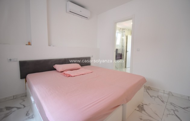 Resale - Apartment / flat - Orihuela Costa - Villamartín
