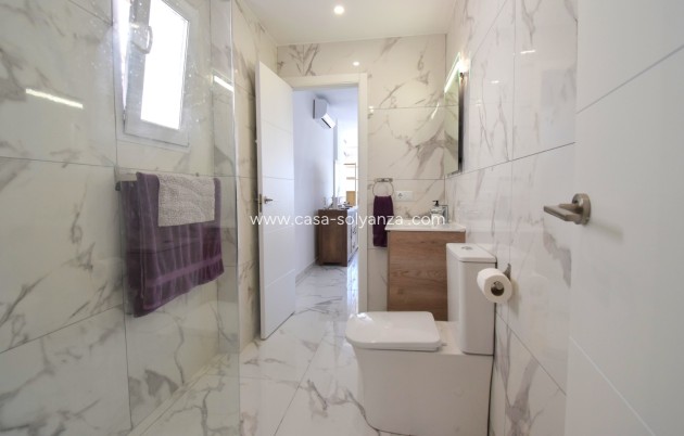 Resale - Apartment / flat - Orihuela Costa - Villamartín