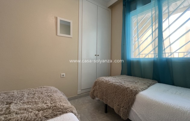 Resale - Apartment / flat - Algorfa