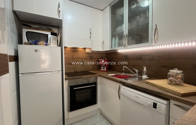 Resale - Apartment / flat - Algorfa