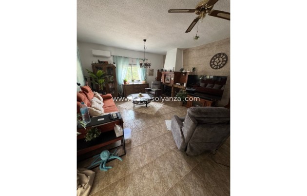 Resale - Chalet / Villa - La Marina