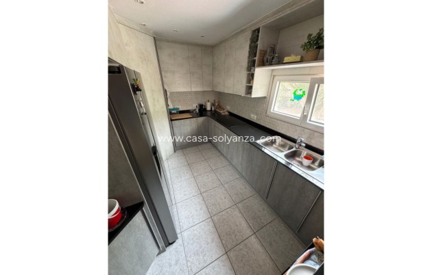 Resale - Chalet / Villa - La Marina