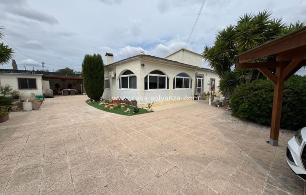 Resale - Chalet / Villa - La Marina