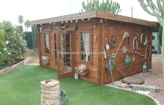 Resale - Chalet / Villa - La Marina