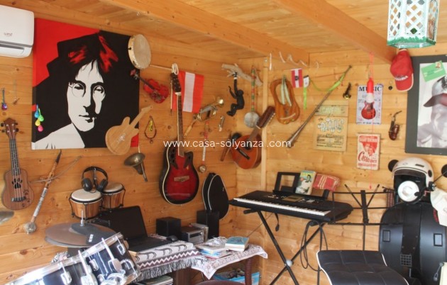 Resale - Chalet / Villa - La Marina