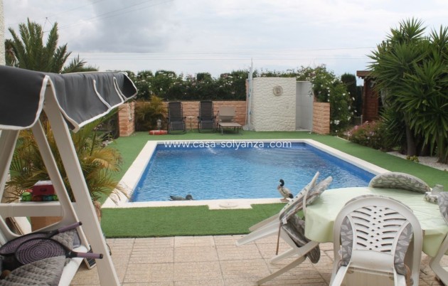 Resale - Chalet / Villa - La Marina