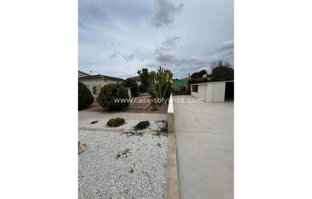Resale - Chalet / Villa - La Marina