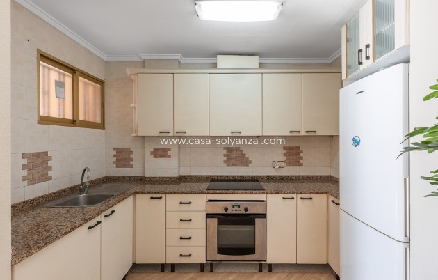 Resale - Apartment / flat - La Mata - Costa Blanca
