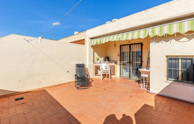 Resale - Apartment / flat - La Mata - Costa Blanca