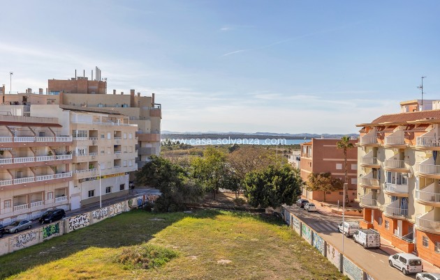Resale - Apartment / flat - La Mata - Costa Blanca