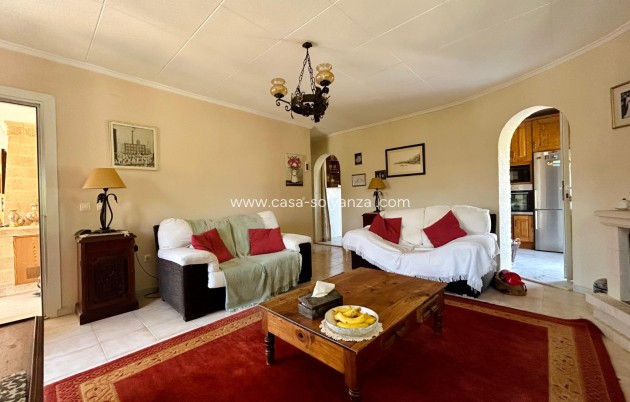 Resale - Villa - El Chaparral - Inland