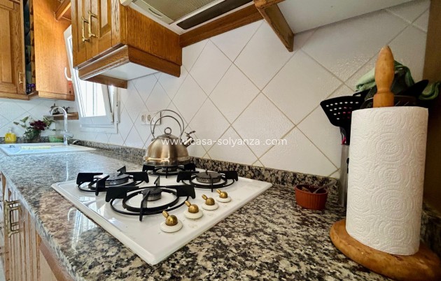 Resale - Villa - El Chaparral - Inland