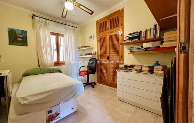 Resale - Villa - El Chaparral - Inland