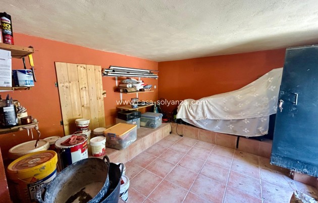 Resale - Villa - El Chaparral - Inland