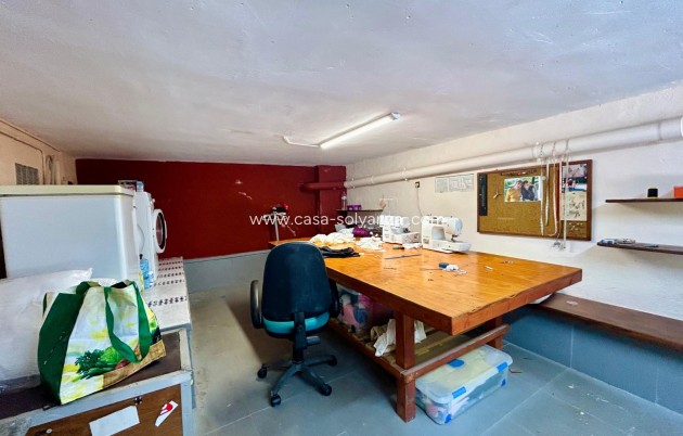 Resale - Villa - El Chaparral - Inland
