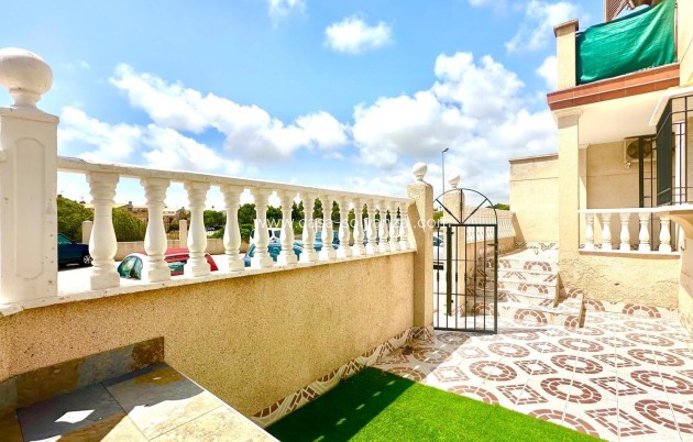 Resale - Apartment / flat - Orihuela Costa - Playa Flamenca