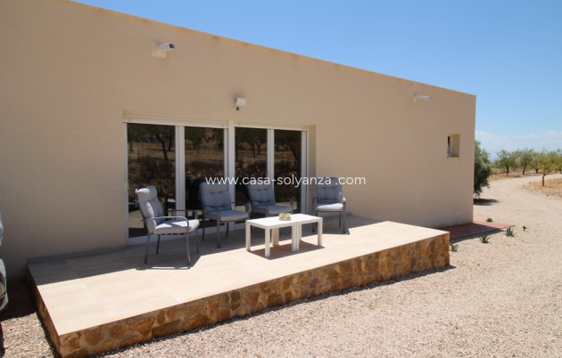 Resale - Villa - Macisvenda - Inland