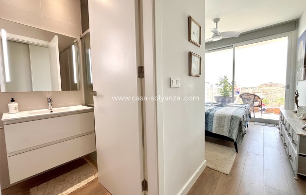 Resale - Apartment / flat - Villamartin - Costa Blanca