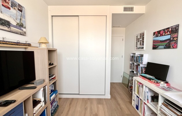 Resale - Apartment / flat - Villamartin - Costa Blanca