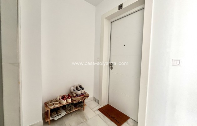 Resale - Apartment / flat - Villamartin - Costa Blanca