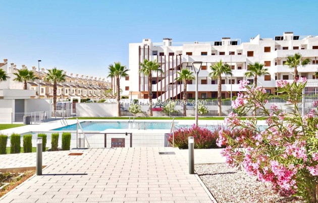 Resale - Apartment / flat - Villamartin - Costa Blanca