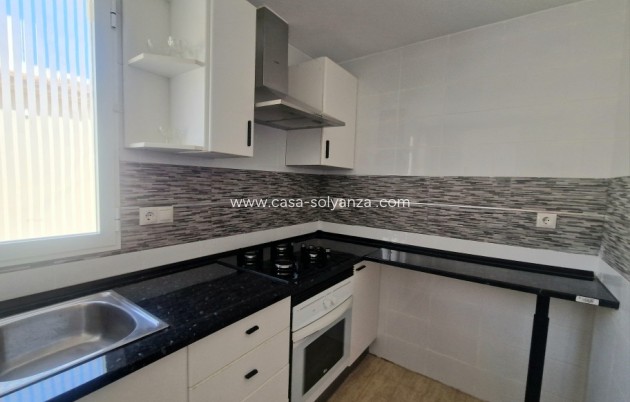 Resale - Villa - La Nucía - Costa Blanca