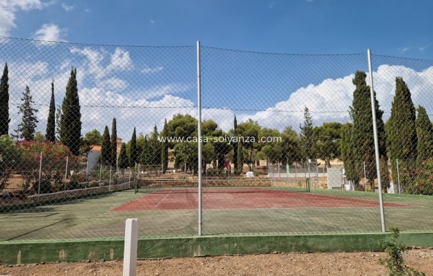 Resale - Villa - La Nucía - Costa Blanca
