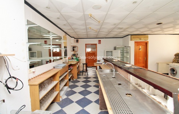 Wiederverkauf - Kommerziell - Villamartin - Villamartín