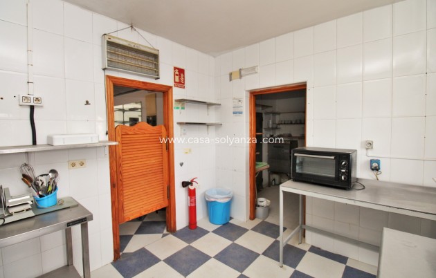 Wiederverkauf - Kommerziell - Villamartin - Villamartín