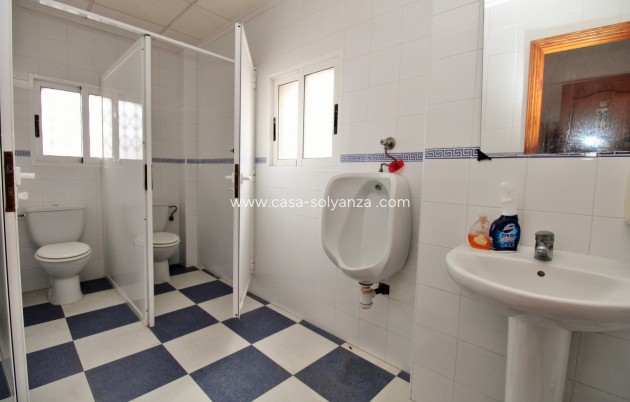 Wiederverkauf - Kommerziell - Villamartin - Villamartín