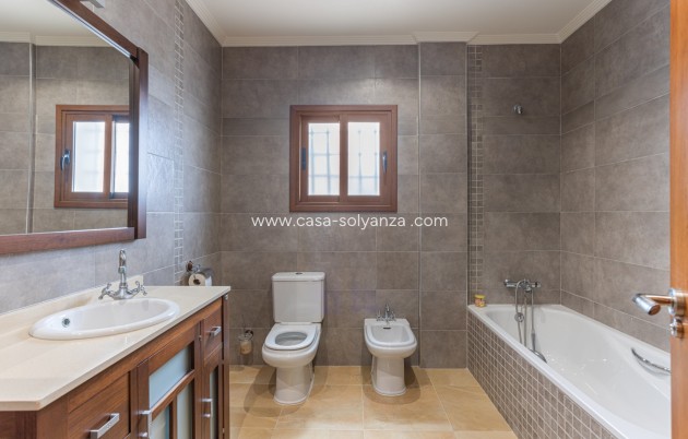 Resale - Villa - Los Montesinos - Costa Blanca