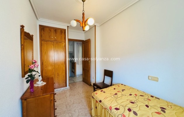 Resale - Apartment / flat - La Mata - Costa Blanca