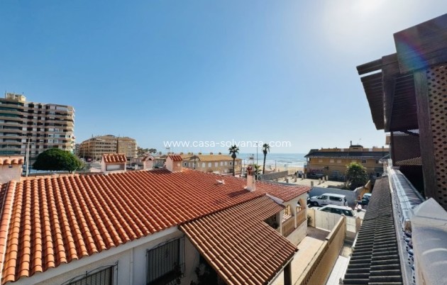 Resale - Apartment / flat - La Mata - Costa Blanca