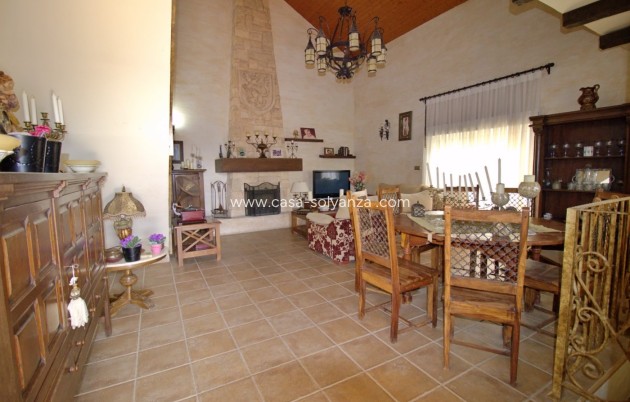 Resale - Villa - Elche - Valverde