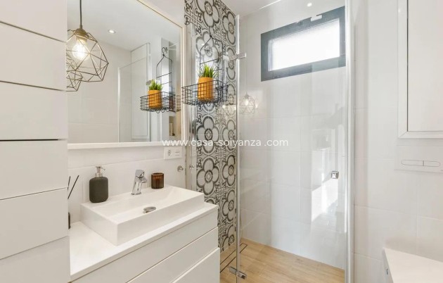Resale - Villa - Orihuela Costa - Costa Blanca