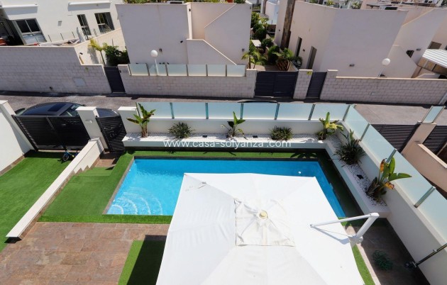Resale - Villa - Orihuela Costa - Costa Blanca