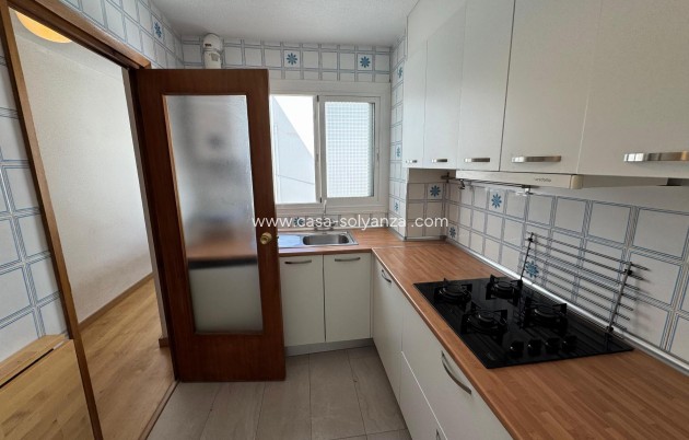 Resale - Apartment / flat - Torrevieja - Costa Blanca